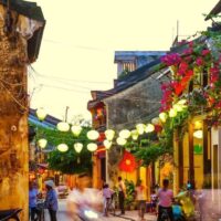 Thailand war jahrzehntelang das bevorzugte Ziel von Auswanderern, die ein tropisches Paradies mit freundlicher Atmosphäre und niedrigen Lebenshaltungskosten suchten. Doch die Zeiten ändern sich, und viele verlassen das Land aufgrund gestiegener Kosten und komplizierter bürokratischer Prozesse.