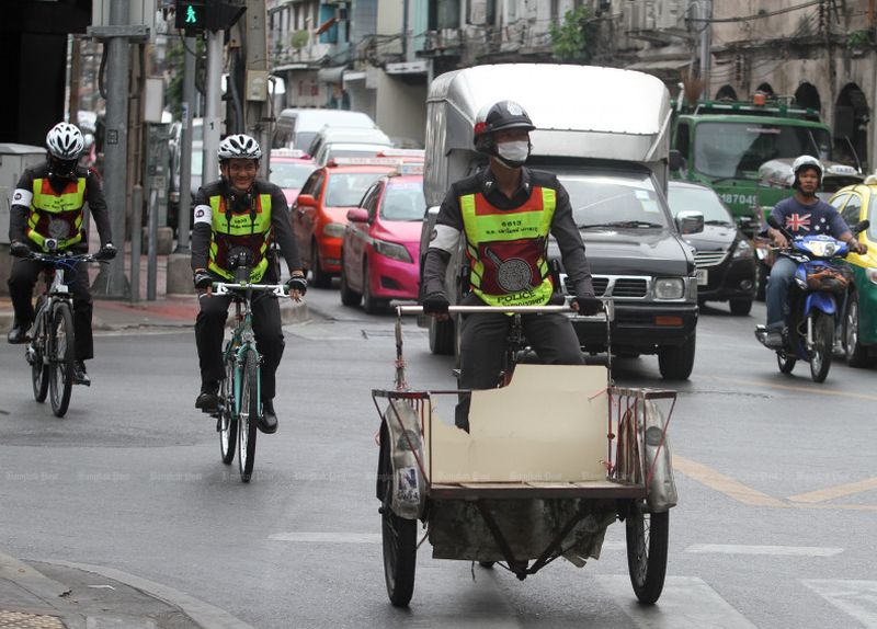 Eine neue landesweite Kampagne zur Verkehrssicherheit, die am 1. Juni in Thailand startet, hat bei Einheimischen und Besuchern gleichermaßen Diskussionen ausgelöst, da die Behörden mit einer strengeren Durchsetzung der Helmpflicht für Motorradfahrer beginnen , um die Zahl der Verkehrsunfälle und Todesfälle zu senken.