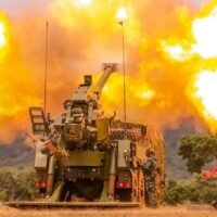 Bei einem kürzlichen Gefecht entlang der thailändisch-kambodschanischen Grenze kam es Berichten zufolge zu heftigen Kämpfen zwischen dem thailändischen Militär und etwa 100 kambodschanischen Soldaten.