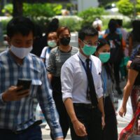 Mit Blick auf die nächsten sechs Monate rechnen die Thailänder mit einem erheblichen Anstieg verschiedener Haushaltsausgaben. Laut der vom globalen Marktforschungsunternehmen Ipsos durchgeführten Umfrage „Was die Welt beunruhigt“, haben die Thailänder Angst vor der Zukunft und machen sich zunehmend Sorgen um ihr Einkommen und mögliche Arbeitsplatzverluste.