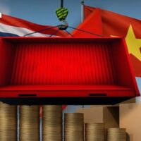 US-Präsident Donald Trump verkündete am Donnerstag ein erfolgreiches Handelsabkommen mit Vietnam und bestätigte einen 20-prozentigen Importzoll auf Waren in die USA. Nach mehreren intensiven Verhandlungsrunden wurde dieses Abkommen vor der drohenden Frist am 9. Juli abgeschlossen.