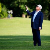 Thailand bleibt optimistisch, einen niedrigeren Zollsatz als die von US-Präsident Donald Trump angekündigten 36 % zu erreichen, basierend auf einem Angebot, die Einfuhrsteuer auf die meisten US-Waren auf null zu senken, so Finanzminister Pichai Chunhavajira.
