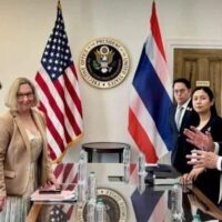 Thailands Versuch, mit den USA einen Durchbruch bei den Zollabkommen zu erzielen, ist gescheitert und hat bei Beamten und Exporteuren Besorgnis ausgelöst. Der stellvertretende Premierminister und Finanzminister Pichai Chunhavajira gab am 4. Juli bekannt, dass trotz ausführlicher Diskussionen in Washington noch keine endgültige Einigung erzielt werden konnte.