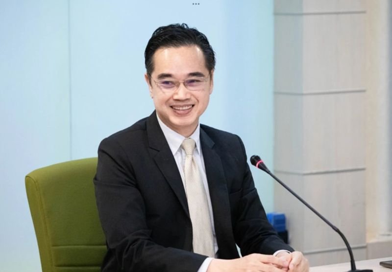 Das Ministerium für digitale Wirtschaft und Gesellschaft (DES) hat eine Warnung an die Öffentlichkeit herausgegeben, nachdem es betrügerische Social-Media Seiten entdeckt hatte, die fälschlicherweise behaupteten, das Ministerium für Landverkehr zu vertreten, und anboten, Führerscheine ohne Prüfung auszustellen.