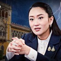 Nach einem Jahr im Amt steht Paetongtarns Regierung nun ein „Rechtskrieg“ bevor. Das Verfassungsgericht wird am 29. August über den Fall der Audioclips entscheiden. Das Urteil könnte sowohl den kritischen Punkt für die Regierung als auch das Ende ihrer Politik markieren und weitreichende politische und wirtschaftliche Auswirkungen haben.