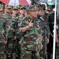 Die für Cyberkriminalität zuständige Polizei hat ihre Ermittlungsakte zu einem durchgesickerten Audioclip im Zusammenhang mit der Anordnung des kambodschanischen Senatspräsidenten Hun Sen, politische Dissidenten in Thailand ins Visier zu nehmen, an die Generalstaatsanwaltschaft (OAG) weitergeleitet, um festzustellen, ob es sich um ein außerhalb des Landes begangenes Strafverfahren handelt.