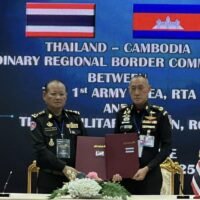 Thailand und Kambodscha haben sich bei der kürzlich abgehaltenen Sitzung des Regional Border Committee (RBC) auf eine Zusammenarbeit bei der Landminenräumung, gemeinsame Maßnahmen gegen grenzüberschreitende Callcenter-Betrügereien und die Einrichtung kleinerer Koordinierungsgruppen zur Lösung von Grenzproblemen geeinigt.