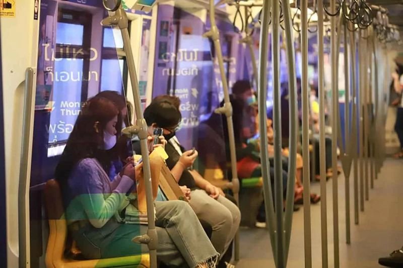 Die Frequenzknappheit weckt Befürchtungen einer mobilen Datenkrise, warnt die National Broadcasting and Telecommunications Commission (NBTC).Bis zum Jahresende könnte es zu einer Verknappung des Mobilfunkspektrums kommen, was die Internetgeschwindigkeit gefährde, warnte die National Broadcasting and Telecommunications Commission (NBTC).