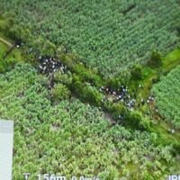 Die Spannungen an der thailändisch-kambodschanischen Grenze in Sa Kaeo eskalierten, als Khmer-Dorfbewohner mit Stöcken und anderem Material bewaffnet an die Front marschierten, um Druck auf die thailändischen Truppen auszuüben, nachdem der Provinzgouverneur 170 kambodschanischen Familien, die in thailändisches Territorium eingedrungen waren, befohlen hatte, das Gebiet zu verlassen, berichtete Amarin TV