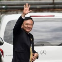 Anhaltende politische Unruhen führen dazu, dass die Grenzen zwischen Wandel und Kontinuität verschwimmen. So auch in Thailand, wo der erfahrene Politiker Anutin Charnvirakul am Freitag bei einer Parlamentswahl zum Premierminister gewählt wurde und den Wunschkandidaten der Regierungskoalition deutlich besiegte. Anutin wird der dritte Regierungschef des Landes innerhalb von drei Jahren sein.