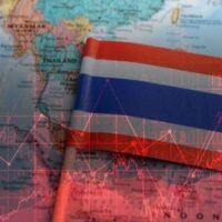 Thailands Politik steckt in einem weiteren Strudel, diesmal ausgelöst durch die Entscheidung des Verfassungsgerichts, Paetongtarn Shinawatra wegen eines schwerwiegenden ethischen Verstoßes als Premierminister abzusetzen.