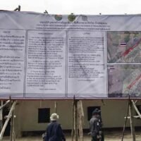 Thailand beharrt darauf, dass Kambodscha die im GBC dargelegten Bedingungen einhalten müsse, die vier Hauptbedingungen umfassen: Abzug der Waffen, Abzug der Truppen, Unterdrückung von Betrügernetzwerken und wirksames Management der Grenzsituation, sagte er.