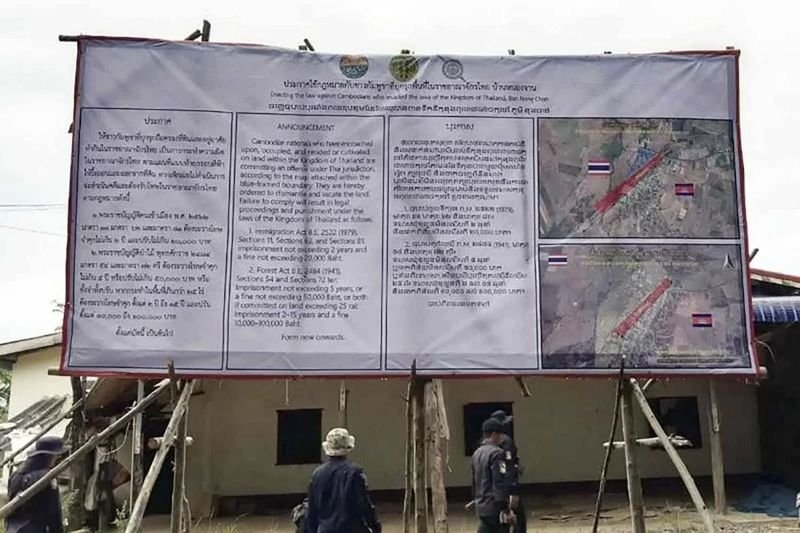 Thailand beharrt darauf, dass Kambodscha die im GBC dargelegten Bedingungen einhalten müsse, die vier Hauptbedingungen umfassen: Abzug der Waffen, Abzug der Truppen, Unterdrückung von Betrügernetzwerken und wirksames Management der Grenzsituation, sagte er.