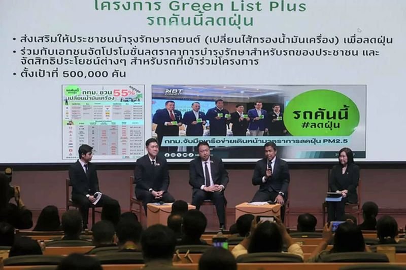 Die Luftqualität in der Hauptstadt während der jährlichen Smog-Saison dürfte nach der Einführung von Maßnahmen zur Bekämpfung der durch große Fahrzeuge verursachten Verschmutzung besser zu bewältigen sein als in den Vorjahren, so der Gouverneur von Bangkok.