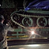 Kambodscha hat mit dem Abzug schwerer Waffen aus der Grenzkonfliktzone begonnen, nachdem der thailändische Premierminister Anutin Charnvirakul und der kambodschanische Premierminister Hun Manet in Kuala Lumpur ein wichtiges gemeinsames Dokument unterzeichnet hatten.