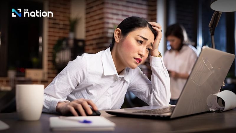 Thailand belegt weltweit den dritten Platz hinsichtlich der längsten Arbeitszeiten. Fast 46,7 % der Arbeitnehmer arbeiten länger als die übliche 48-Stunden-Woche und verzichten zum Teil auf Ihren Urlaub.Eine ausgeprägte Kultur des „Präsentismus“ und des Schuldgefühls, Kollegen zu belasten, führt dazu, dass viele thailändische Arbeitnehmer zögern, ihren Jahresurlaub oder Krankheitstage zu nehmen.