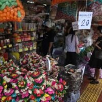 Das Loy Krathong-Fest am Mittwoch wird laut der thailändischen Tourismusbehörde etwa 6,54 Milliarden Baht an Tourismuseinnahmen generieren. Es wird erwartet, dass landesweit etwa 1,91 Millionen thailändische Touristen teilnehmen werden.