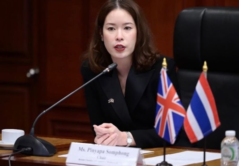 Die Britische Handelskammer Thailand (BCCT) drängt die thailändische Regierung, die Verhandlungen über ein Freihandelsabkommen mit dem Vereinigten Königreich zu beschleunigen. Sie warnt davor, dass weitere Verzögerungen Exporteure beider Länder benachteiligen könnten, sobald das Freihandelsabkommen zwischen Thailand und der EU im Jahr 2026 in Kraft tritt.