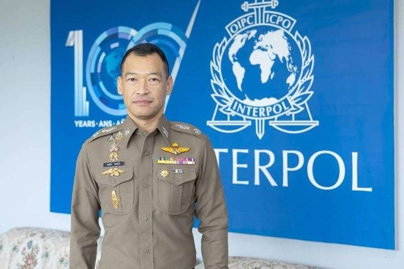 Die Einwanderungsbehörde kündigte am 25. November verstärkte Kontroll- und Überprüfungsmaßnahmen für alle ausländischen Staatsangehörigen an, die nach Thailand ein- und ausreisen. Die Maßnahme gilt an allen internationalen Flughäfen und Grenzübergängen landesweit und soll verhindern, dass sich Personen, die sich als Touristen ausgeben, zu Straftaten verleiten oder an illegalen Aktivitäten beteiligt sind.