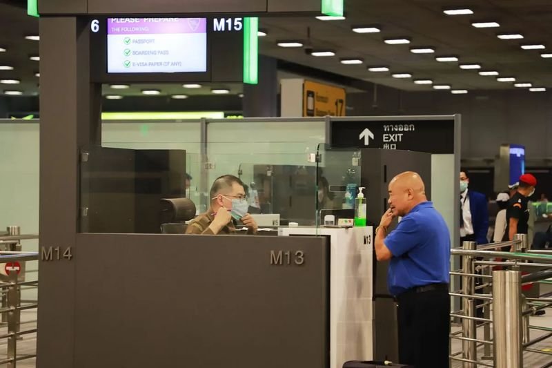 Die thailändische Einwanderungsbehörde verschärft die Kontrollen von Visa-Runs. Die Anzahl der Verlängerungen wird auf zwei begrenzt, da die Behörden von ausländischen Kriminellen ausgenutzte Schlupflöcher schließen.