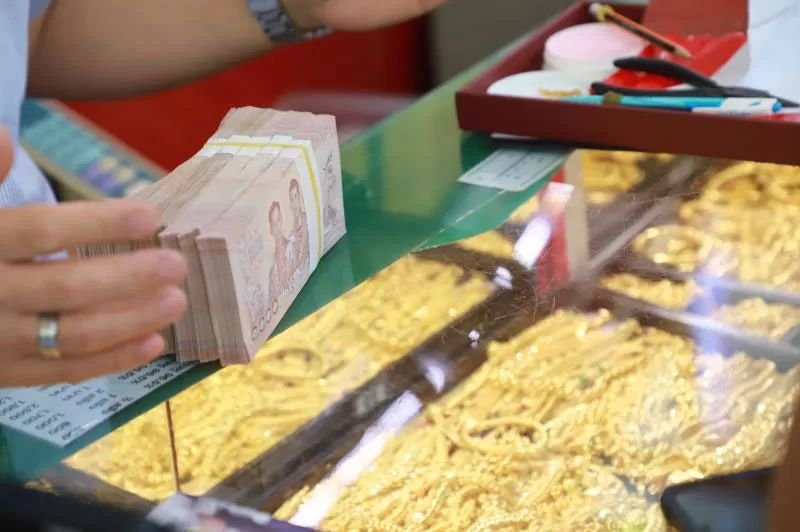 Laut Krungsri Asset Management (KSAM) werden künstliche Intelligenz (KI), Aktien aus dem Gesundheitssektor und Gold den Investmentmarkt im Jahr 2026 anführen. Es wird erwartet, dass dies ein weiteres sehr volatiles Jahr wird, wobei sich thailändische Aktien allmählich erholen werden.