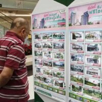 Die Hausbeschlagnahmungen steigen aufgrund von Kreditausfällen sprunghaft an. Immer mehr Häuser werden versteigert. Die staatliche Planungsbehörde äußerte Bedenken hinsichtlich der Hypothekennehmer, da neue Daten einen deutlichen Anstieg der beschlagnahmten und zur Versteigerung angebotenen Häuser zeigen.