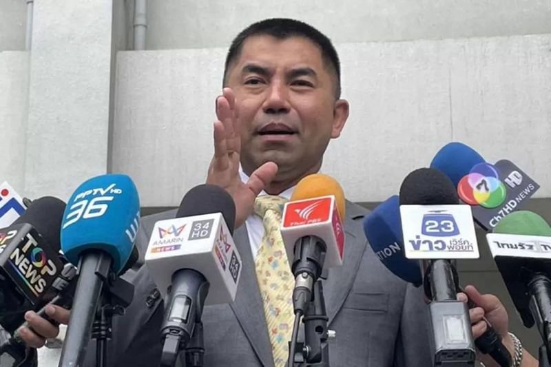 Die verstärkte Kampagne zur Aufdeckung von Fehlverhalten innerhalb der Polizei, angeführt vom ehemaligen stellvertretenden nationalen Polizeichef Pol Gen Surachate Hakparn und Atchariya Ruangratanapong, Präsident des Crime Victims Assistance Club, hat sich zu einem wichtigen Thema von öffentlichem Interesse entwickelt.