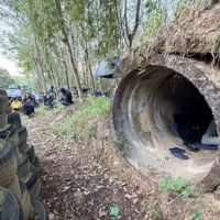 Thailändische Marinesoldaten starteten am Dienstagmorgen eine Operation gegen kambodschanische Truppen, um ein von kambodschanischen Streitkräften besetztes Grenzgebiet zurückzuerobern. Die Kämpfe in Trat lassen das benachbarte Chanthaburi als einzige Grenzprovinz übrig, in der es keine bewaffneten Auseinandersetzungen zwischen den beiden Ländern gab.