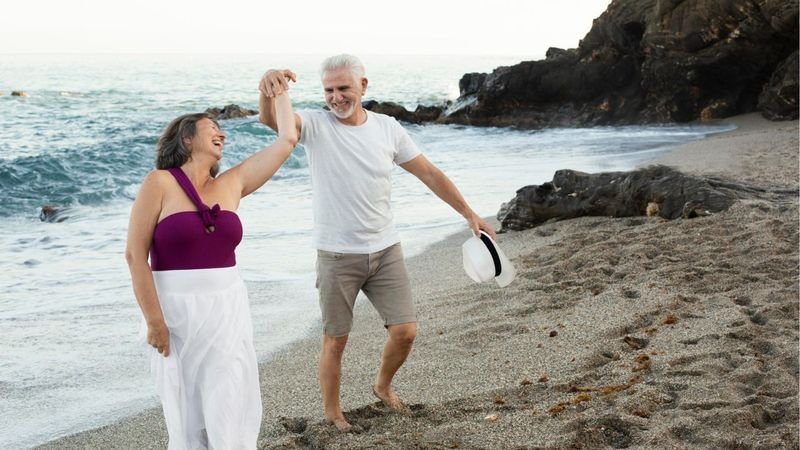 Städte, die bei Expats beliebt sind, die Ausgeglichenheit und Freiraum suchen. Thailand ist ein großartiges Land für Expats, die ein ruhiges Leben inmitten der Natur und mit modernem Komfort suchen. Die Städte bieten friedliches Wohnen, erschwingliche Lebenshaltungskosten und eine gute medizinische Versorgung – ideale Voraussetzungen für einen längeren Aufenthalt