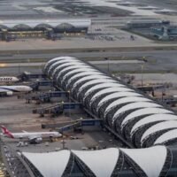 Laut dem Verband der Fluggesellschaften im asiatisch-pazifischen Raum (AAPA) wird erwartet, dass der Luftfahrtsektor im nächsten Jahr aufgrund einer robusten Nachfrage weiter wachsen wird, während die Fluggesellschaften eine Lockerung der Vorschriften wünschen, um einer Branche zu helfen, die mit Lieferkettenengpässen und geopolitischen Herausforderungen zu kämpfen hat.