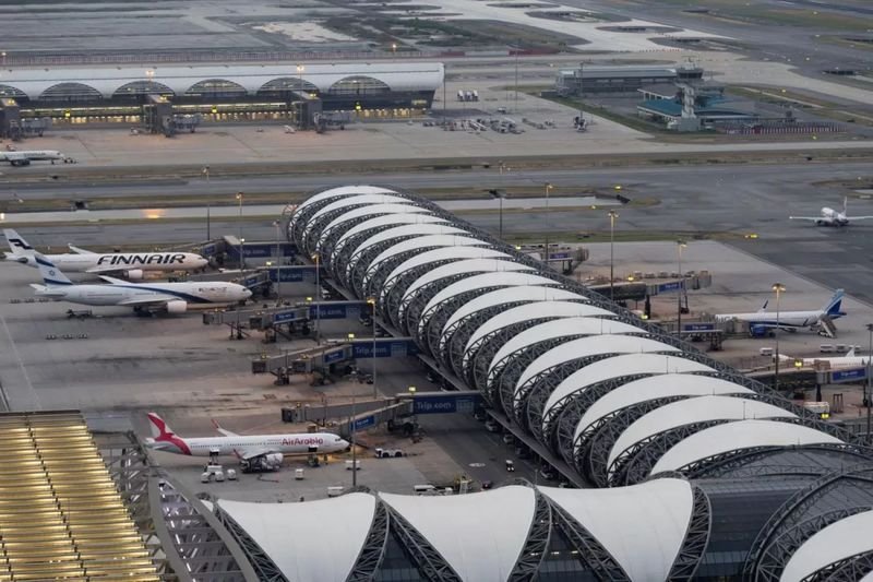 Laut dem Verband der Fluggesellschaften im asiatisch-pazifischen Raum (AAPA) wird erwartet, dass der Luftfahrtsektor im nächsten Jahr aufgrund einer robusten Nachfrage weiter wachsen wird, während die Fluggesellschaften eine Lockerung der Vorschriften wünschen, um einer Branche zu helfen, die mit Lieferkettenengpässen und geopolitischen Herausforderungen zu kämpfen hat.