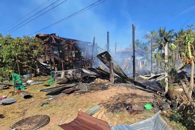 Konteradmiral Surasant Kongsiri, Sprecher des Verteidigungsministeriums, sagt, Kambodschas Militärstrategie basiere nicht auf überwältigender Stärke, sondern vielmehr auf der Beeinflussung der öffentlichen Wahrnehmung durch Informationskriegsführung.