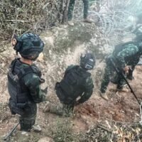 Das Militär hat erneut bekräftigt, dass seine Operationen entlang der thailändisch-kambodschanischen Grenze rein defensiver Natur sind und keinerlei Absicht verfolgen, Territorium zu besetzen oder den gegnerischen Staat zu zerstören.