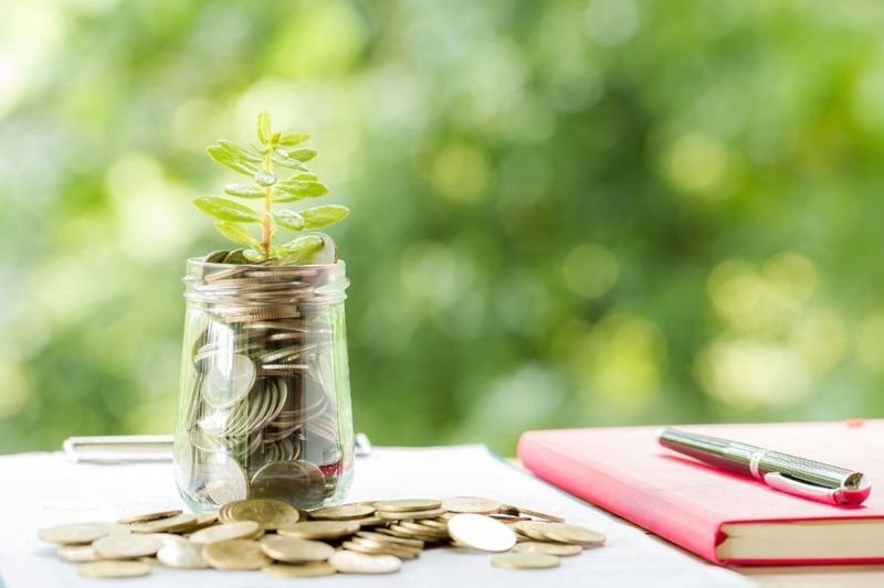 Thailands Steuerbehörde wird sechs neue Steuerinitiativen einführen, um die ökologische Nachhaltigkeit und die öffentliche Gesundheit zu verbessern. Generaldirektor Pornchai Thiraveja gab bekannt, dass diese Maßnahmen darauf abzielen, sich an den sich wandelnden globalen Handelsstandards auszurichten und dem Klimaschutz sowie den Belangen der öffentlichen Gesundheit Priorität einzuräumen.