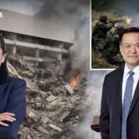 Ein Rückblick auf bedeutende Katastrophen und Krisen während der Amtszeiten der beiden letzten Premierminister Thailands, darunter Überschwemmungen, Erdbeben und Bauunfälle.