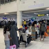 Der internationale Flughafen Phuket verzeichnet für 2025 ein Wachstum bei Flugbewegungen und Passagierzahlen, was die anhaltende Erholung der Luftfahrt und des Tourismus sowie das wiedererlangte Vertrauen der Passagiere widerspiegelt, so Flughafendirektor Monchai Tanod. Die Leistung im vergangenen Jahr war besser als 2024 und näherte sich dem Niveau von 2019 an, dem Spitzenjahr des Flughafens vor der Covid-19-Pandemie, sagte er