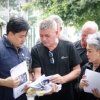 Eine Gruppe ausländischer Einwohner in Pattaya hat Anzeige bei der Abteilung zur Bekämpfung von Wirtschaftskriminalität (ECD) erstattet, nachdem sie angeblich mehr als 300 Millionen Baht durch ein betrügerisches Goldhandelsprojekt namens „King Power Gold“ verloren haben.