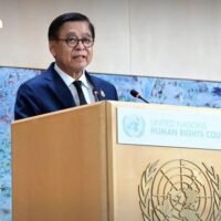 Der thailändische Außenminister widerspricht Kambodschas Grenzbemerkungen und bekräftigt Thailands Haltung. Außenminister Sihasak weist Kambodschas Behauptungen zu Grenzfragen zurück und bekräftigt Thailands Engagement für Waffenstillstandsabkommen und die Bekämpfung grenzüberschreitenden Internetbetrugs.