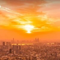 Der thailändische Wetterdienst sagt heiße Tagesbedingungen in ganz Thailand voraus, wobei es in vielen Gebieten während des gesamten Zeitraums zu Gewittern kommen kann.