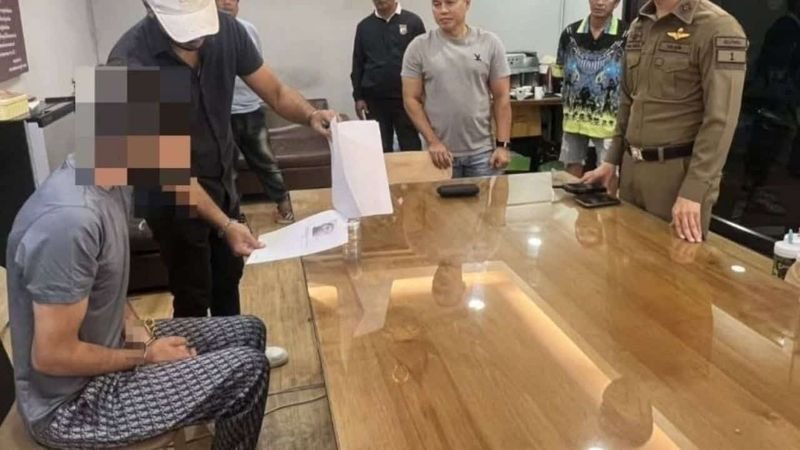 Die Polizei hat in einem Hotel in Phuket einen Schweden wegen des mutmaßlichen Vergewaltigung einer Frau aus demselben Land festgenommen , nachdem Anfang der Woche eine Anzeige erstattet worden war.