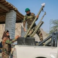 Das thailändische Außenministerium erklärte gestern (27. Februar), es verfolge die Kämpfe zwischen Pakistan und Afghanistan genau, nachdem Pakistan mehrere Städte, darunter die Hauptstadt Kabul, bombardiert und Afghanistan den „offenen Krieg“ erklärt hatte. Thailänder wurden aufgefordert, nicht in eines der beiden Länder zu reisen.