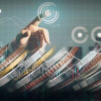 Die Volatilität des Baht wird durch externe Faktoren wie geopolitische Spannungen, die globale Zinspolitik, einen schwankenden US-Dollar und volatile Goldpreise verursacht, wobei einige Investoren den Baht Berichten zufolge als Ersatz für Gold verwenden.