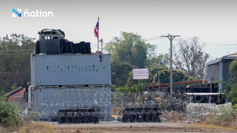 Thailand weist die Behauptung der Besetzung zurück und erklärt, das umstrittene Land sei thailändisches Territorium und die anwesenden Kambodschaner seien illegale Eindringlinge, die nach einem früheren Konflikt nie gegangen seien, und keine Vertriebenen. Das thailändische Militär rechtfertigt seine Truppenpräsenz und die Errichtung von Barrieren als vorübergehende Sicherheitsmaßnahmen, die mit dem Waffenstillstandsabkommen vereinbar und zur Selbstverteidigung notwendig seien.