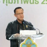 Die Wahlkommission (EC) hat bekannt gegeben, dass Gerichte den Rückzug von 49 Parlamentskandidaten vor der landesweiten Wahl am 8. Februar 2026 angeordnet haben. Wähler wurden gewarnt, dass die Wahl disqualifizierter Kandidaten zu ungültigen Stimmen führen wird. Die Entscheidung betrifft 18 Wahlkreiskandidaten und 31 Parteilistenkandidaten verschiedener Parteien, darunter auch mehrerer großer Parteien.