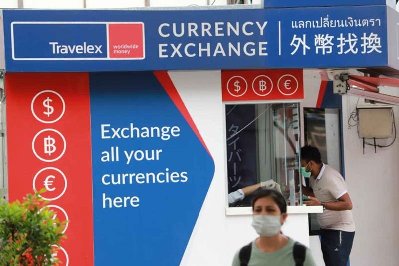 Es wird erwartet, dass der Baht in dieser Woche auf 33,50 pro US-Dollar abwertet, nachdem er am Montag ein Neunmonatstief von 33 getestet hatte, inmitten erhöhter Unsicherheiten im Zusammenhang mit dem Konflikt im Nahen Osten.