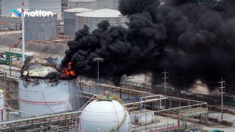 Der Konflikt im Nahen Osten hat die Lieferungen durch die Straße von Hormuz unterbrochen und zu einem Mangel an petrochemischen Rohstoffen wie Rohöl und Erdgas für die thailändische Industrie geführt.