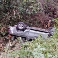 Acht Menschen, darunter Kinder, kamen ums Leben und elf weitere wurden verletzt, als der Fahrer eines Pick-ups in der Provinz Nan in der Huai-Yen-Kurve die Kontrolle über sein Fahrzeug verlor und von der Straße abkam.