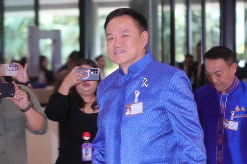 Führende Wirtschaftsvertreter begrüßten das neue Kabinett von Premierminister Anutin Charnvirakul und äußerten die Hoffnung auf eine effektivere Reaktion auf eine Reihe wirtschaftlicher Herausforderungen, von steigenden Treibstoffpreisen bis hin zu umfassenderen Problemen, die die thailändische Wirtschaft betreffen.