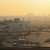 Die Fluggesellschaften in Thailand planen die Verluste aufgrund der stark gestiegenen Kerosinpreise einzudämmen. Deshalb soll ab Mai eine erhebliche Anzahl von Flügen gestrichen werden.