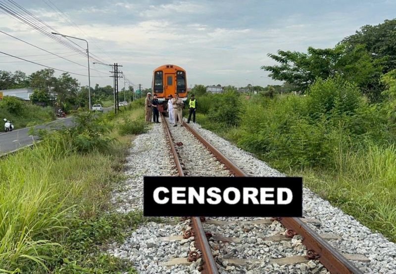 Ein ausländischer Mann kam am 30. Mai 2026 in Bang Lamung, Chon Buri, ums Leben, nachdem er von einem Schnellzug erfasst worden war. Der tödliche Zusammenstoß ereignete sich in der Nähe von Ban Nong Ket Yai im Unterbezirk Nong Pla Lai und führte zu einem sofortigen Einsatz von Polizei und Rettungskräften. Die Behörden begannen umgehend mit den Ermittlungen zu den Umständen des Todes.